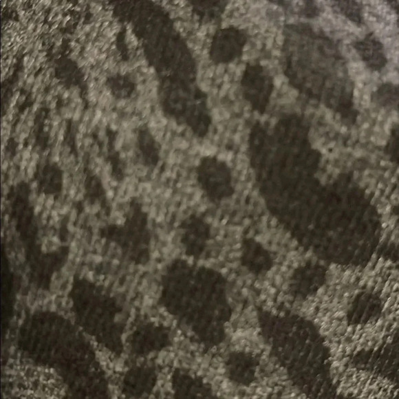 Max & Mia Ladies' Long Sleeve Side Twist Top - Picture 7 of 11